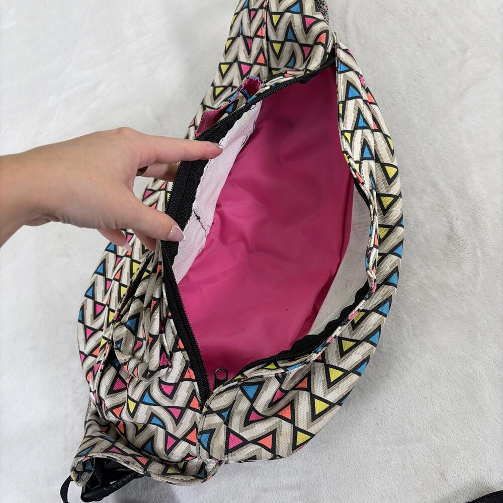 KAVU Rope Sling Bag Backpack Multicolor Geometric Triangle Outdoor Hiking Travel - Picture 4 of 12